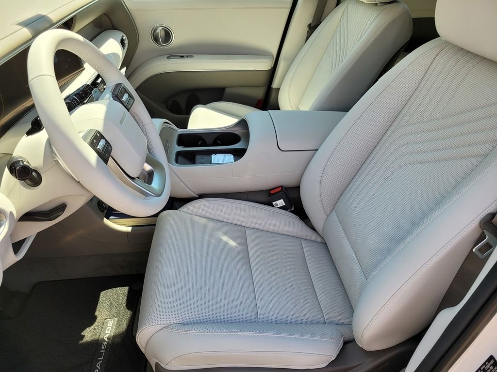 New 2026 White Hyundai Blue SEL image 8