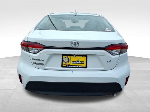 Used 2025 White Toyota LE image 7