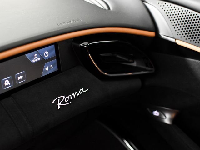 Used 2021 Black Ferrari Base image 41