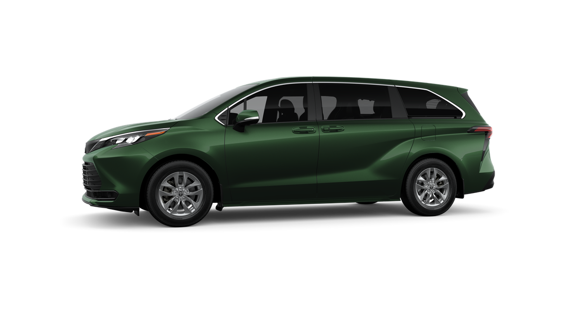 New 2026  Toyota LE image 3