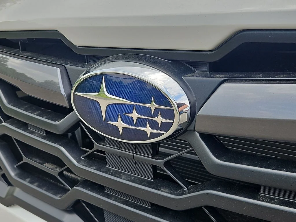 New 2026 CRYSTAL WHITE PEARL Subaru Limited Hybrid image 19