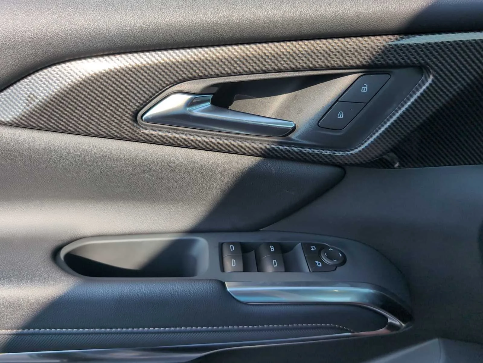 2027 Chevrolet Traverse Z71 - Photo 24