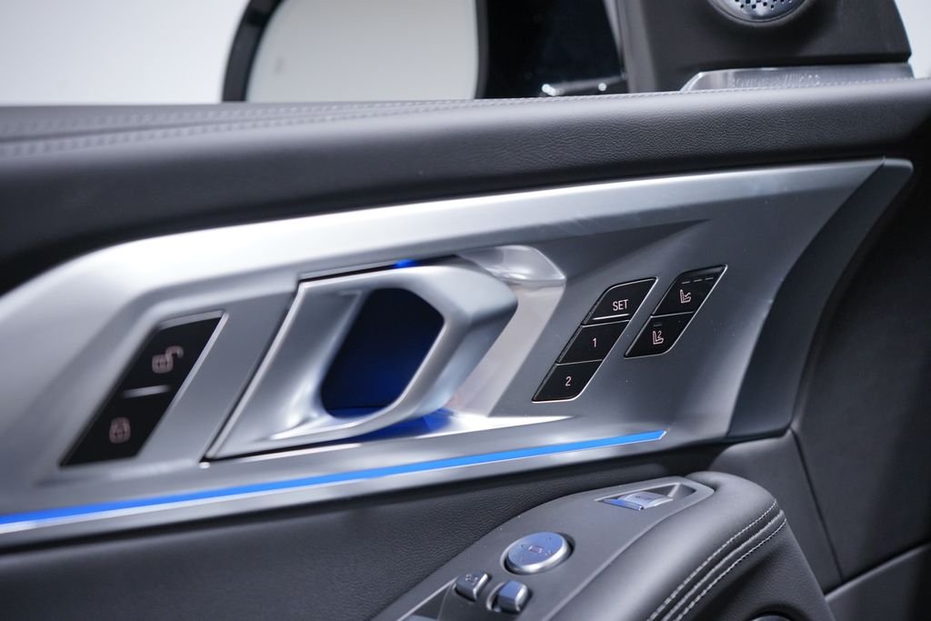 New 2026 White Metallic BMW Label image 21