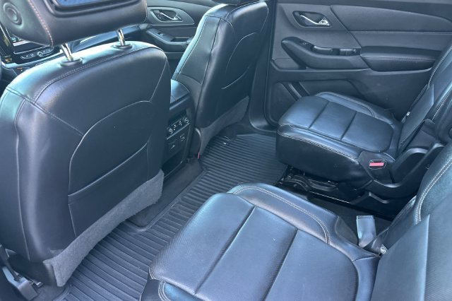 Used 2018 Beige Chevrolet Premier image 11