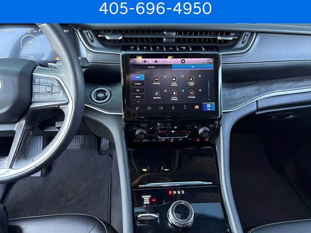 Pre-Owned 2023 Jeep Grand Cherokee Limited
