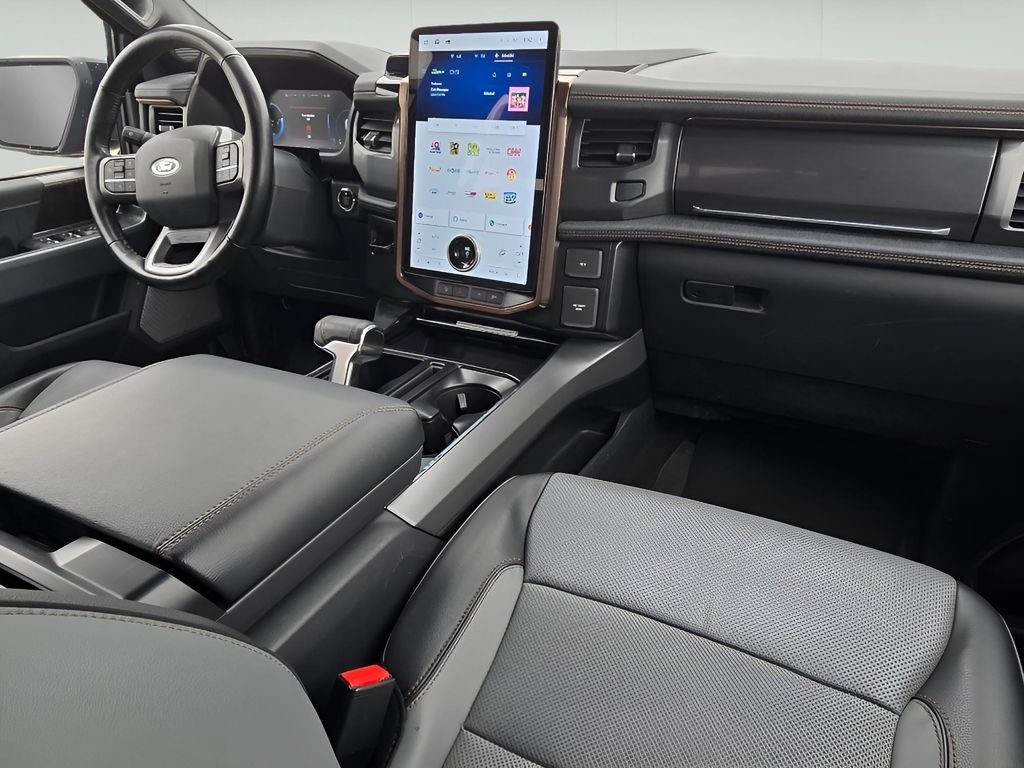 Used 2022 Antimatter Blue Metallic Ford LARIAT image 27