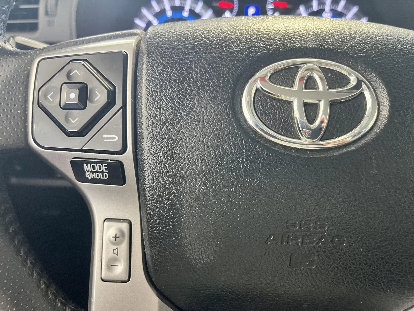 Used 2019 Super White Toyota SR5 image 48