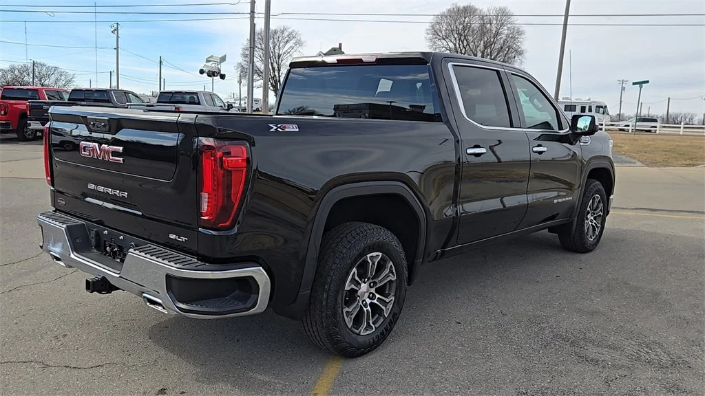 2026 GMC Sierra 1500 SLT - Photo 57