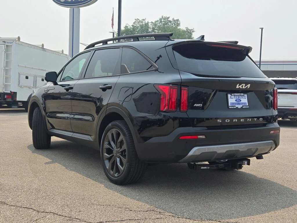 Used 2022 Ebony Black Kia X-Line SX Prestige image 15