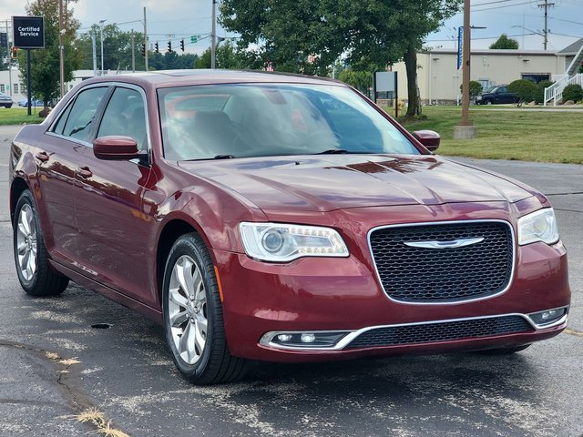 2017 Chrysler 300 Limited