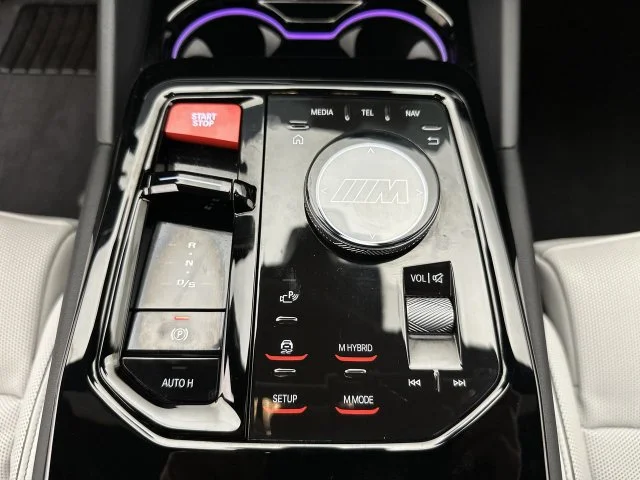Used 2026  BMW Base image 20