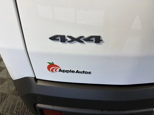 New 2026 White Jeep Laredo image 12