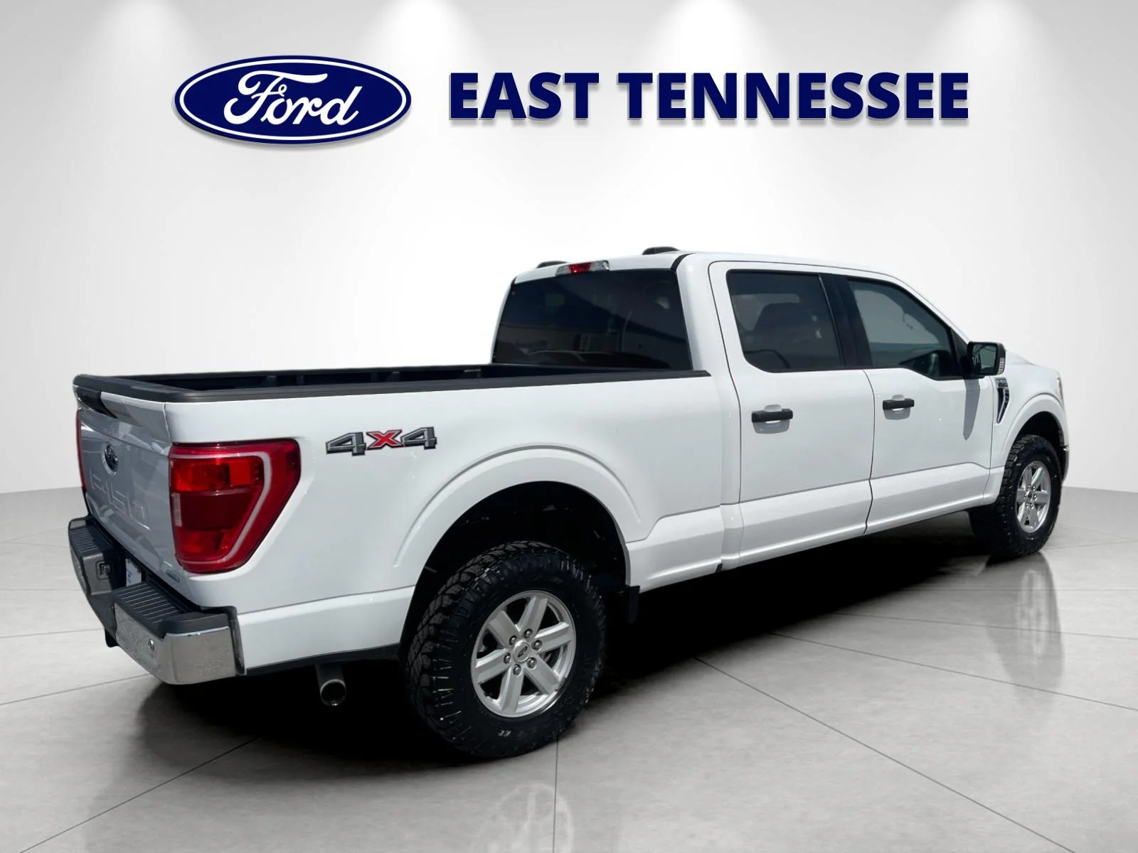 Used 2021 White Ford XLT image 3