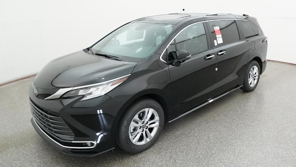 2026 Toyota Sienna Limited 7-Passenger Hybrid FWD's photo