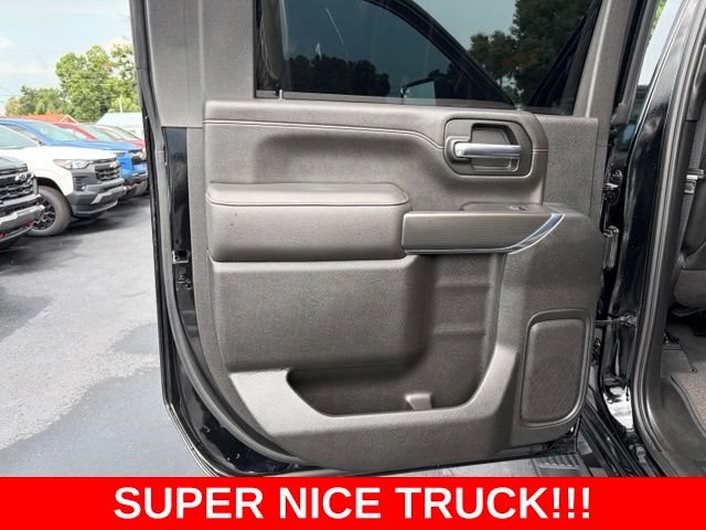 Used 2020 Black GMC AT4 image 13
