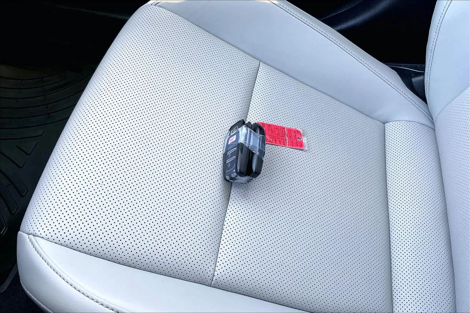 Certified Used 2026 Wind Chill Pearl Toyota XLE image 14