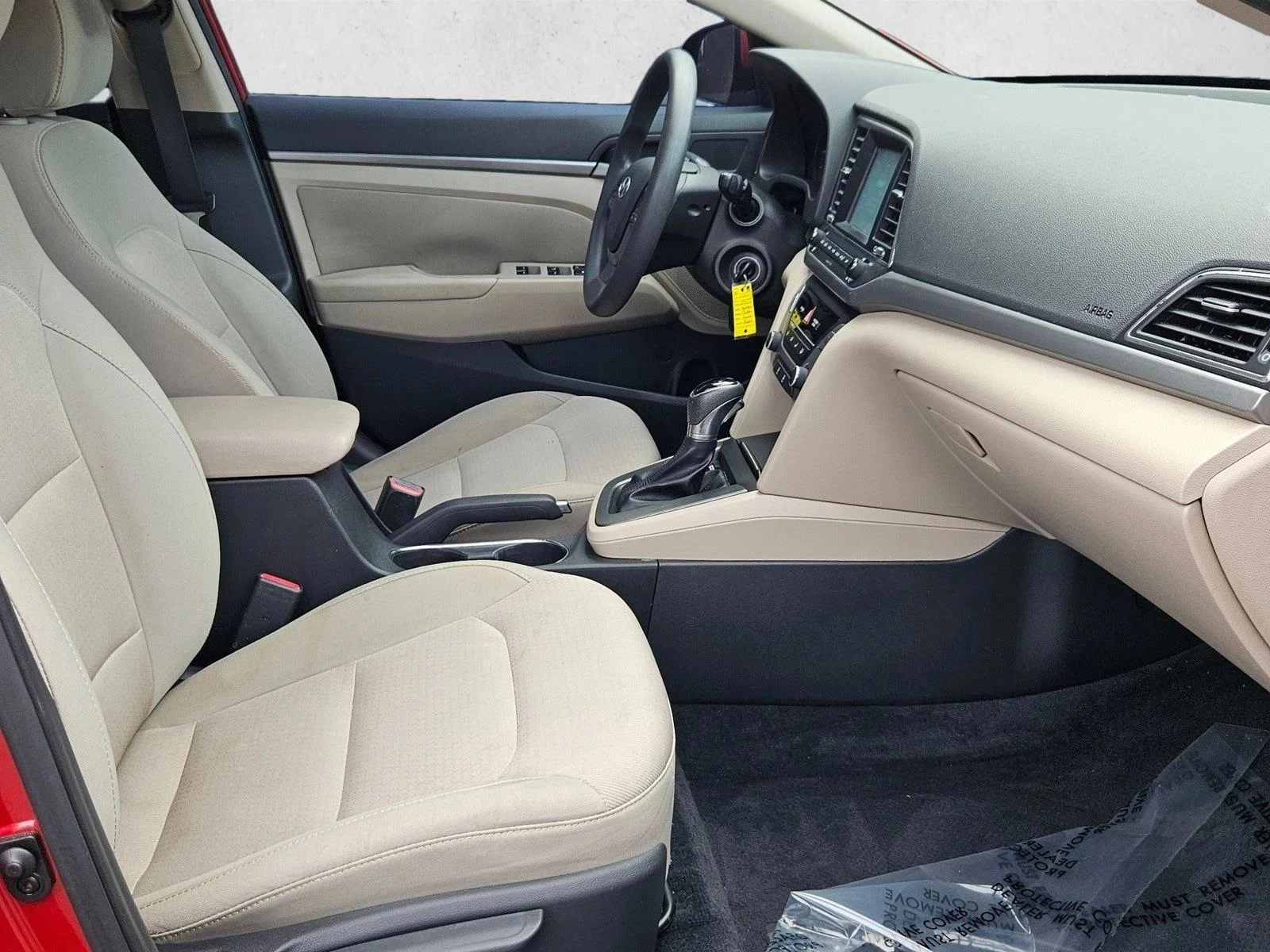 Used 2017 Scarlet Red Hyundai SE image 19