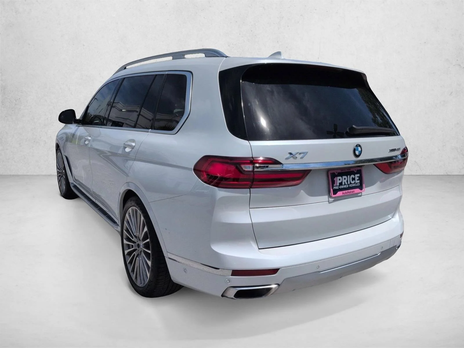 Used 2019 Mineral White Metallic BMW xDrive40i image 8