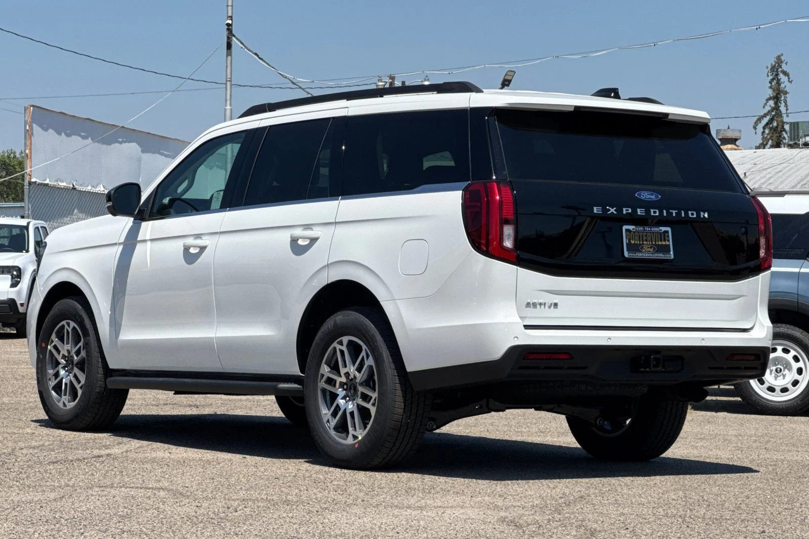 New 2026 Star White Metallic Tri-Coat Ford Active image 7