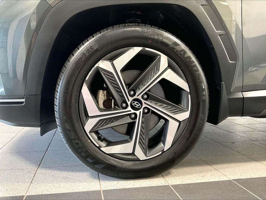 Used 2023 Gray Hyundai SEL image 7