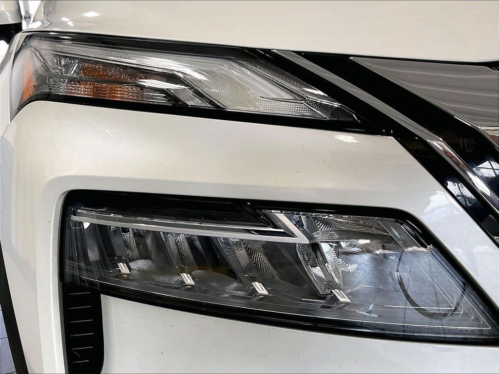 Certified Used 2023 White Nissan SV image 34