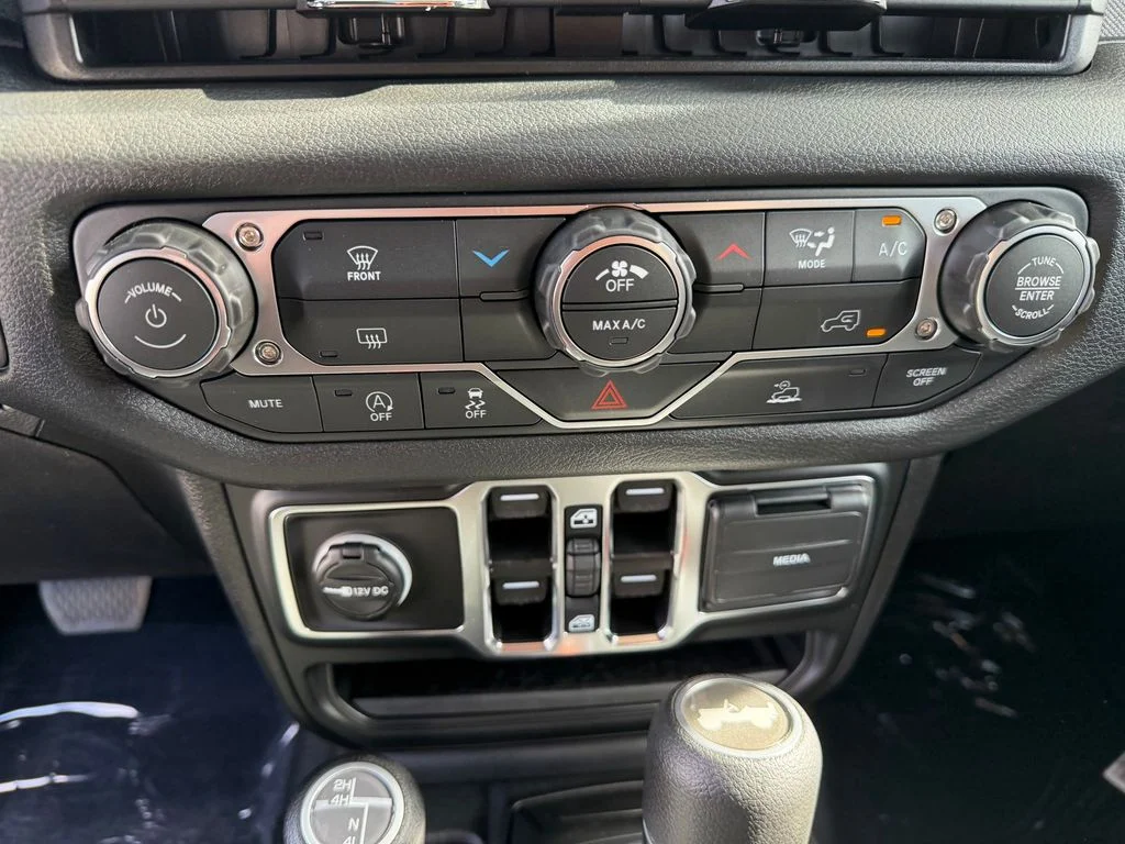 2026 Jeep Wrangler 4-Door Sport - Photo 21