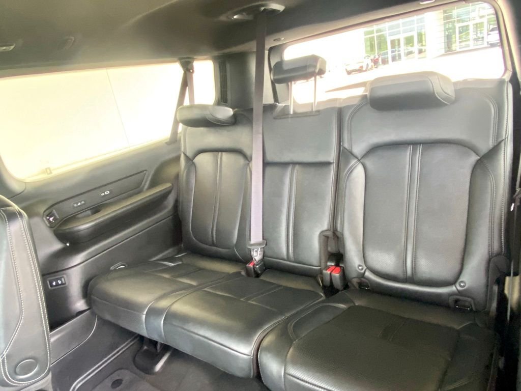 Used 2025 White Jeep Series II image 20