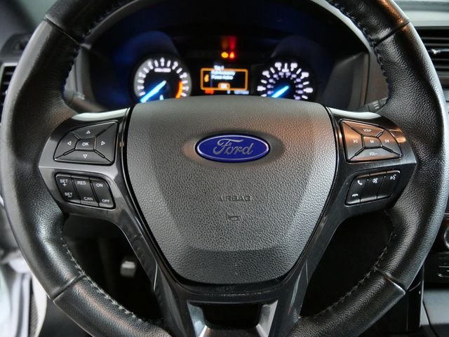 Used 2018 White Ford XLT image 24