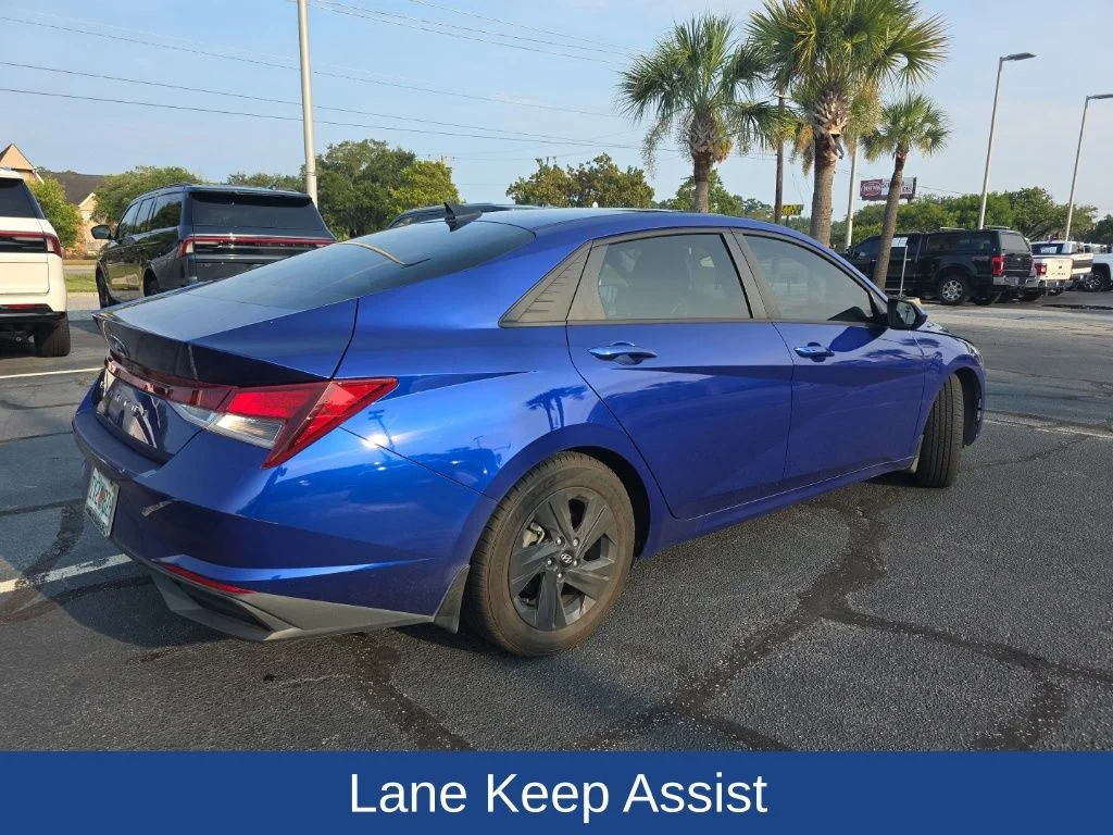 Used 2023 Intense Blue Hyundai SEL image 5