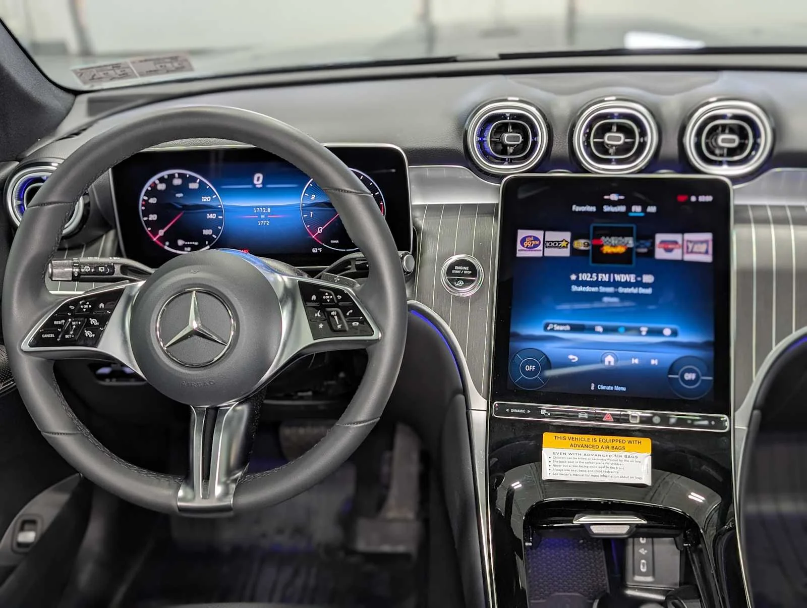 Used 2026 Black Mercedes-Benz GLC 300 image 5