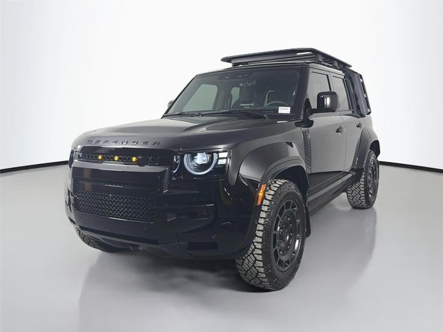 2026 Land Rover Defender OCTA