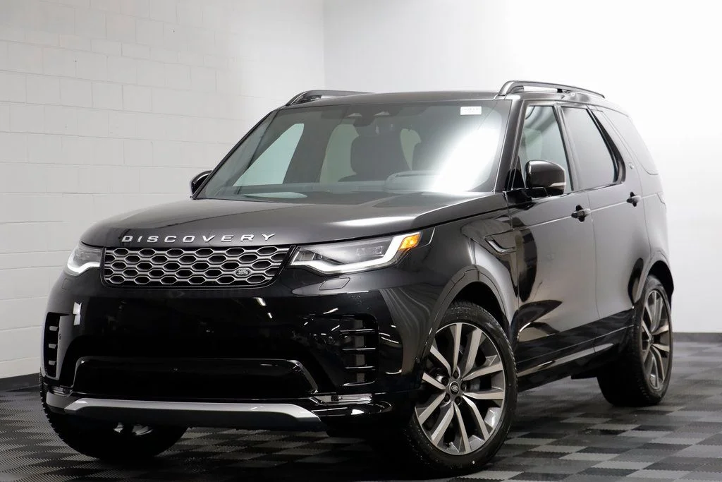 2026 Land Rover Discovery P360 Gemini Edition's photo