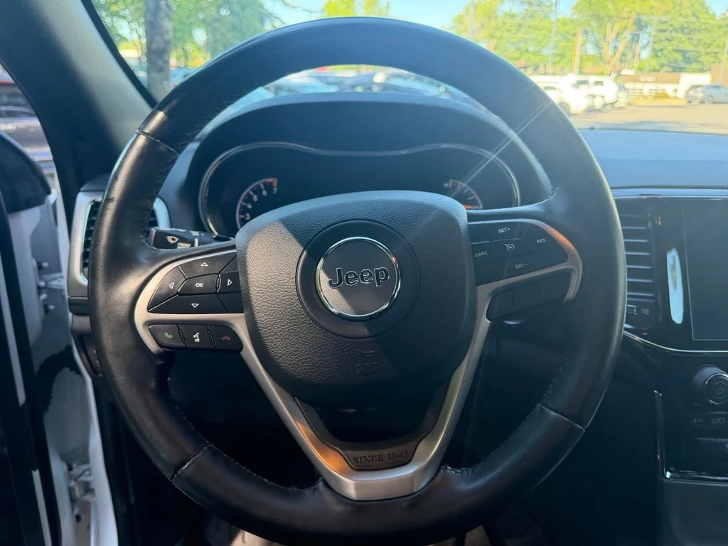 Used 2021 Bright White Clearcoat Jeep Laredo X image 16
