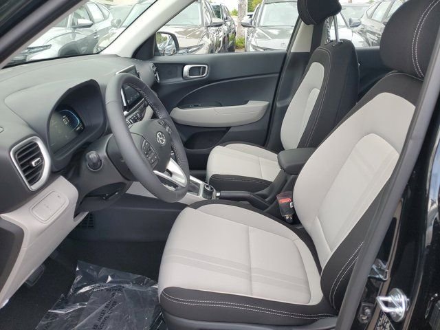 2025 Hyundai Venue SEL - Photo 20
