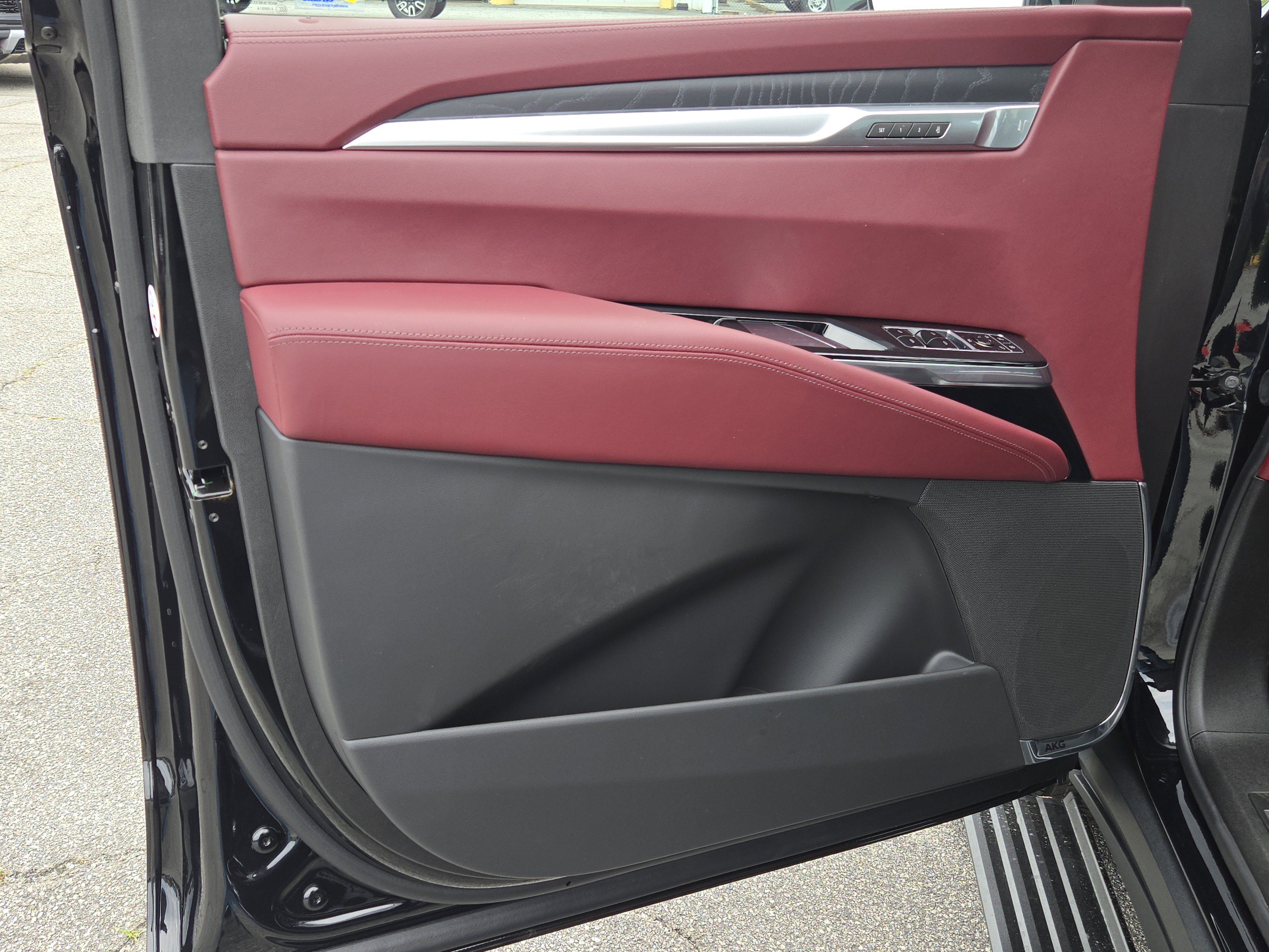 2026 Cadillac Escalade Luxury - Photo 12