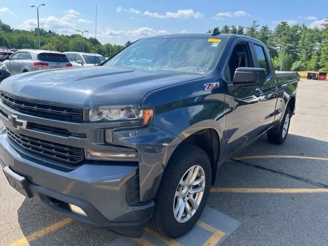 Used 2019 Shadow Gray Metallic Chevrolet RST image 7