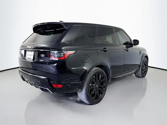Used 2021 Black Land Rover HSE Silver Edition image 5
