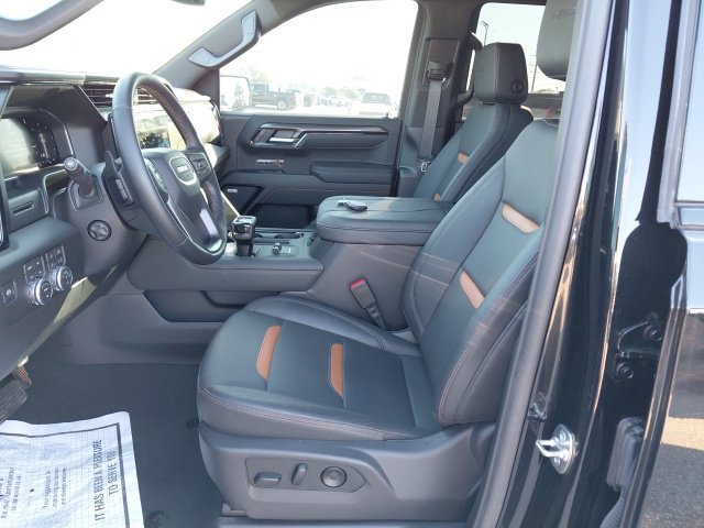 Used 2026 Onyx Black GMC AT4 image 3