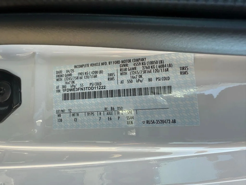 New 2026 Oxford White Ford E-350 SRW image 44