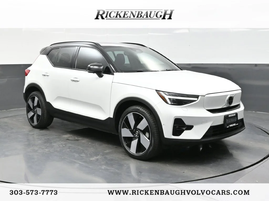 2023 Volvo XC40 Ultimate