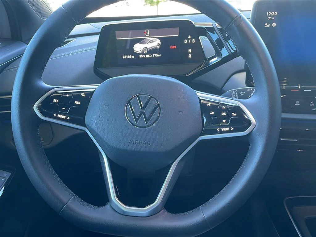 Certified Used 2023 Pure White Volkswagen Pro image 9