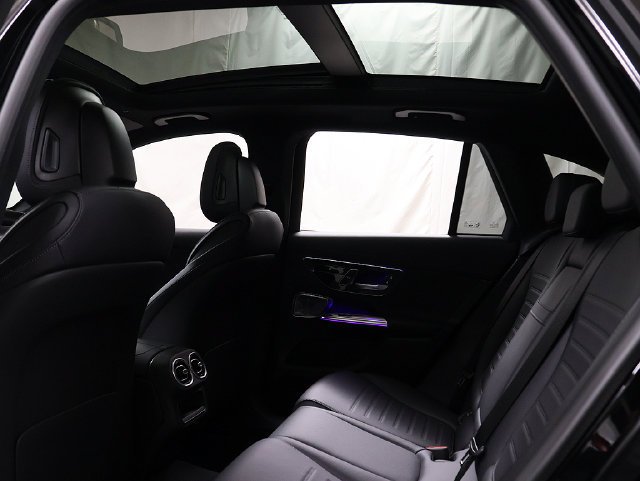 New 2026 Black Mercedes-Benz GLC 300 image 39