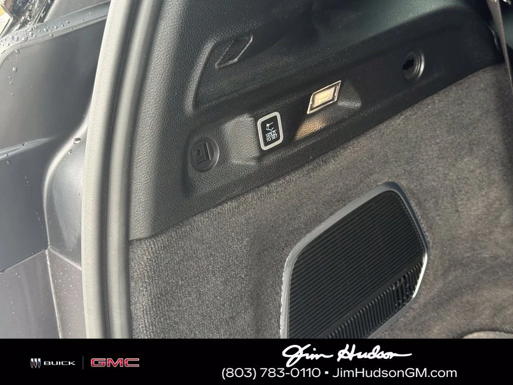 Used 2021 Gray Jeep Overland 4x4 image 17