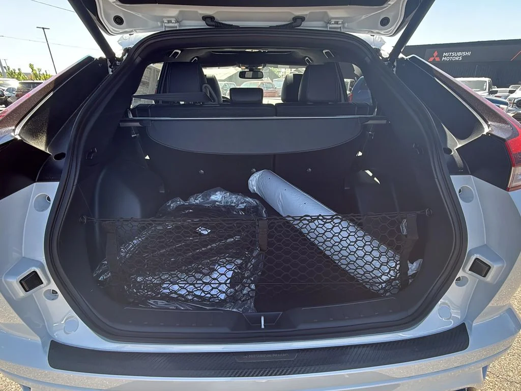 New 2026 White Diamond Mitsubishi SEL AWD image 26
