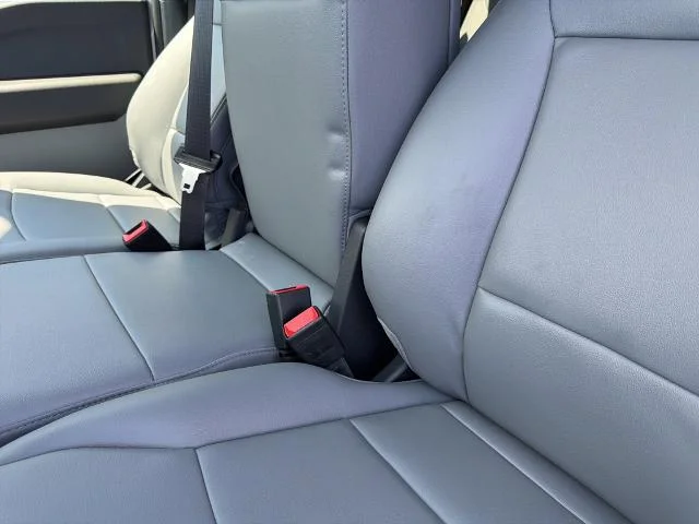 New 2026 Oxford White Ford F-350® XL image 35