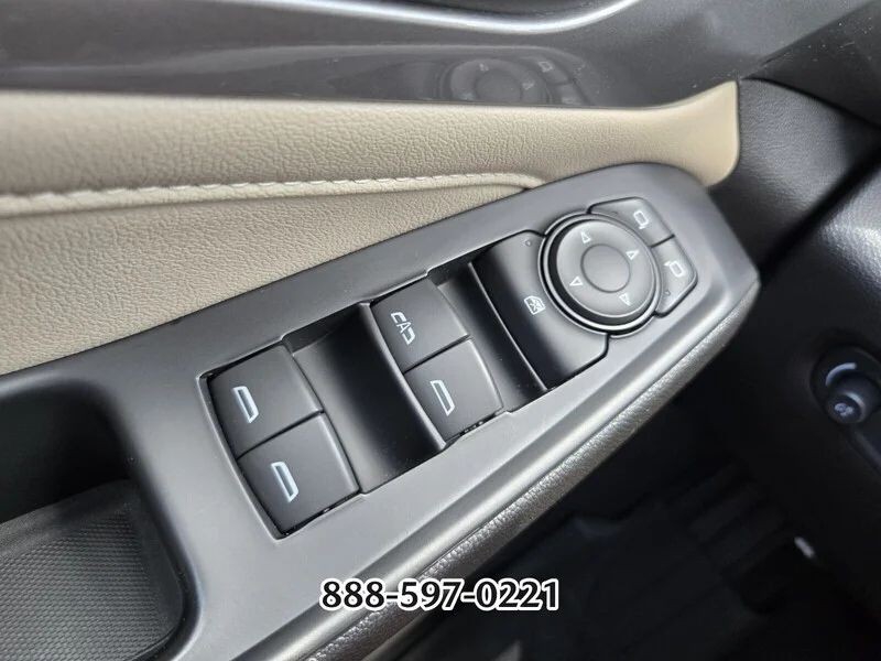 Used 2023 Blue Metallic CHEVROLET LT LEATHER image 33