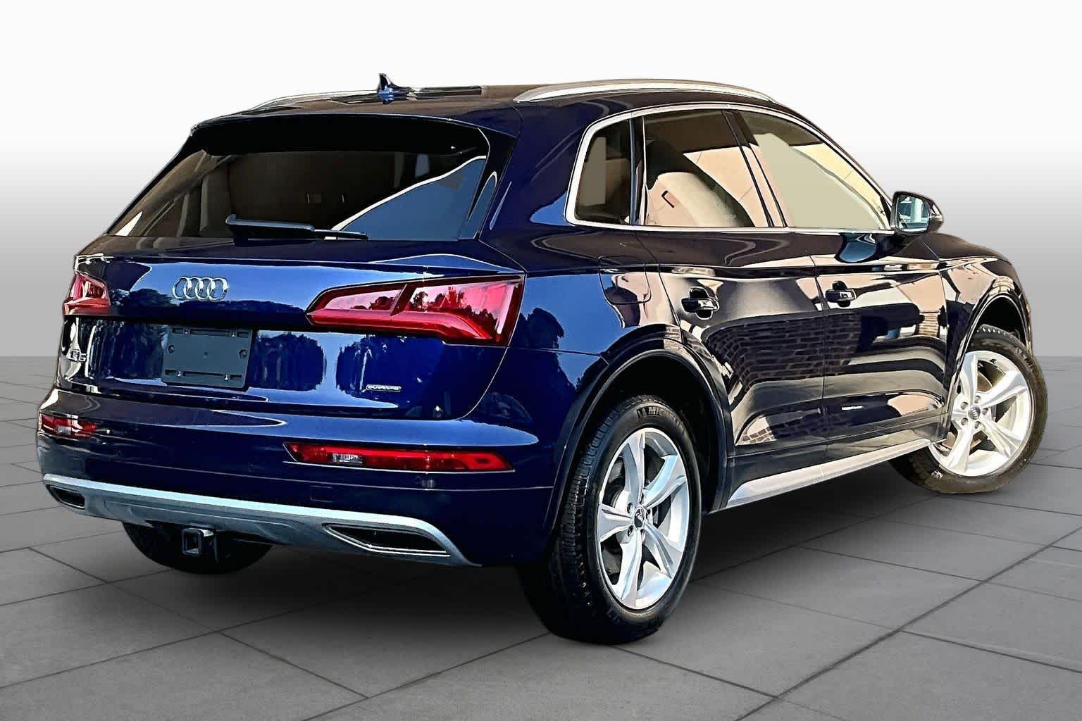 Used 2020 Navarra Blue Metallic Audi Premium image 13