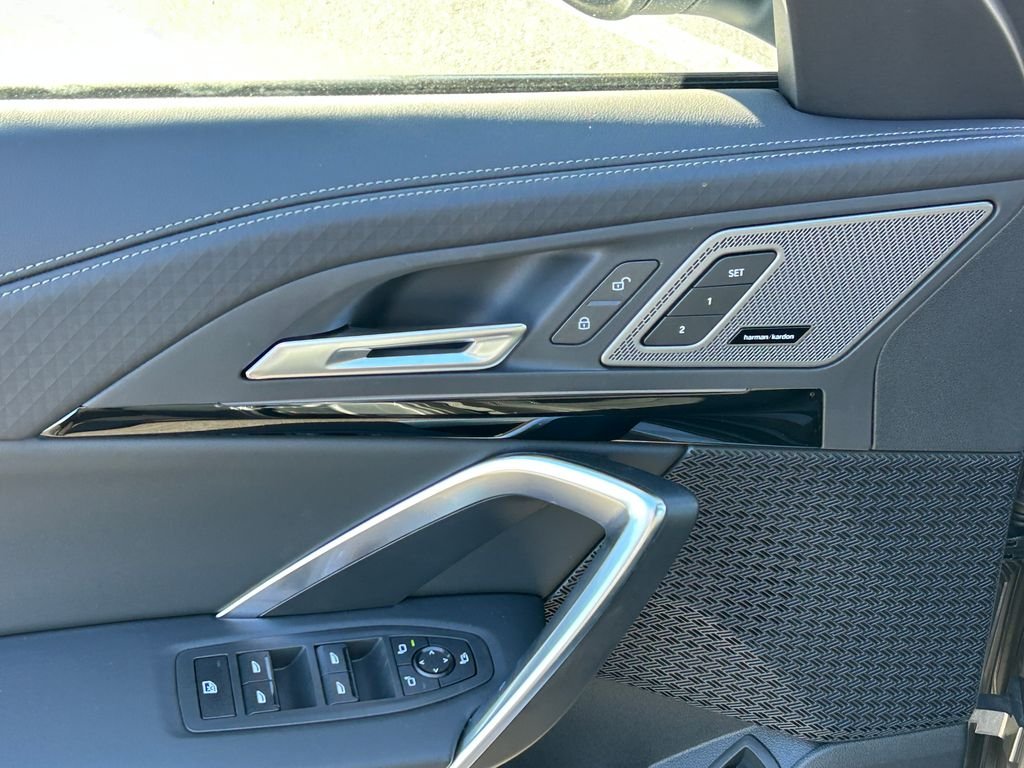 New 2026 Skyscraper Grey Metallic BMW xDrive28i image 12