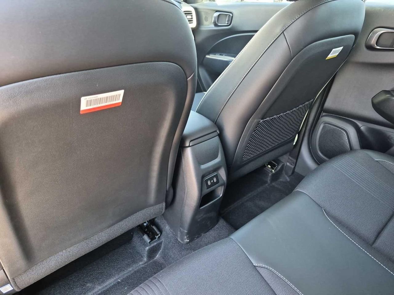 2026 Hyundai Venue SEL - Photo 17