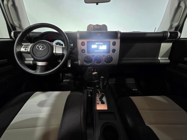 Used 2007 Silver Toyota Base image 14